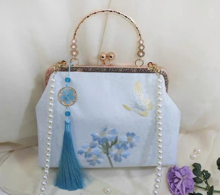 Elegant handbag with strap (Pre Order)