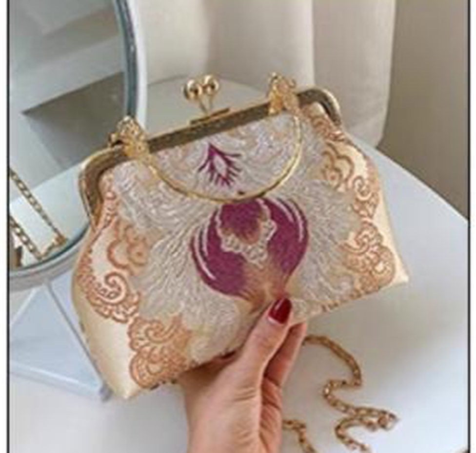 Elegant hand-sewed handbag Pre Order